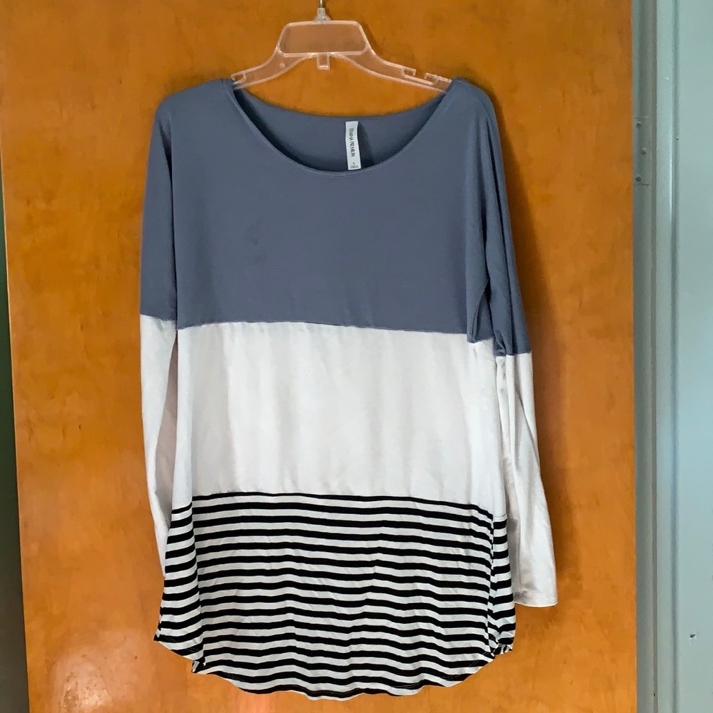 Block Pattern Long Sleeve Top